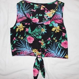 Forever 21 Cropped Floral Tie Top